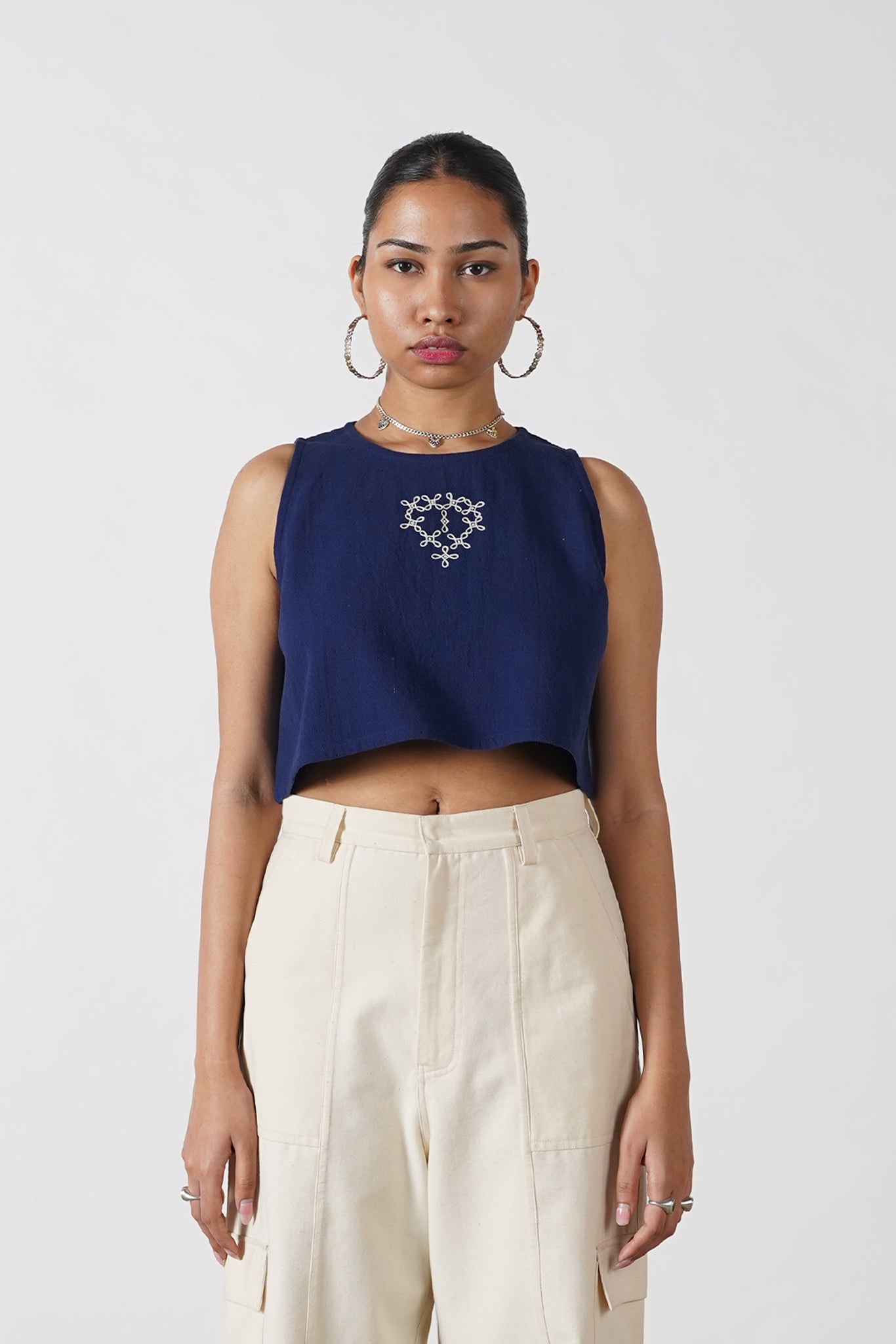 Abundance Tie Back Crop