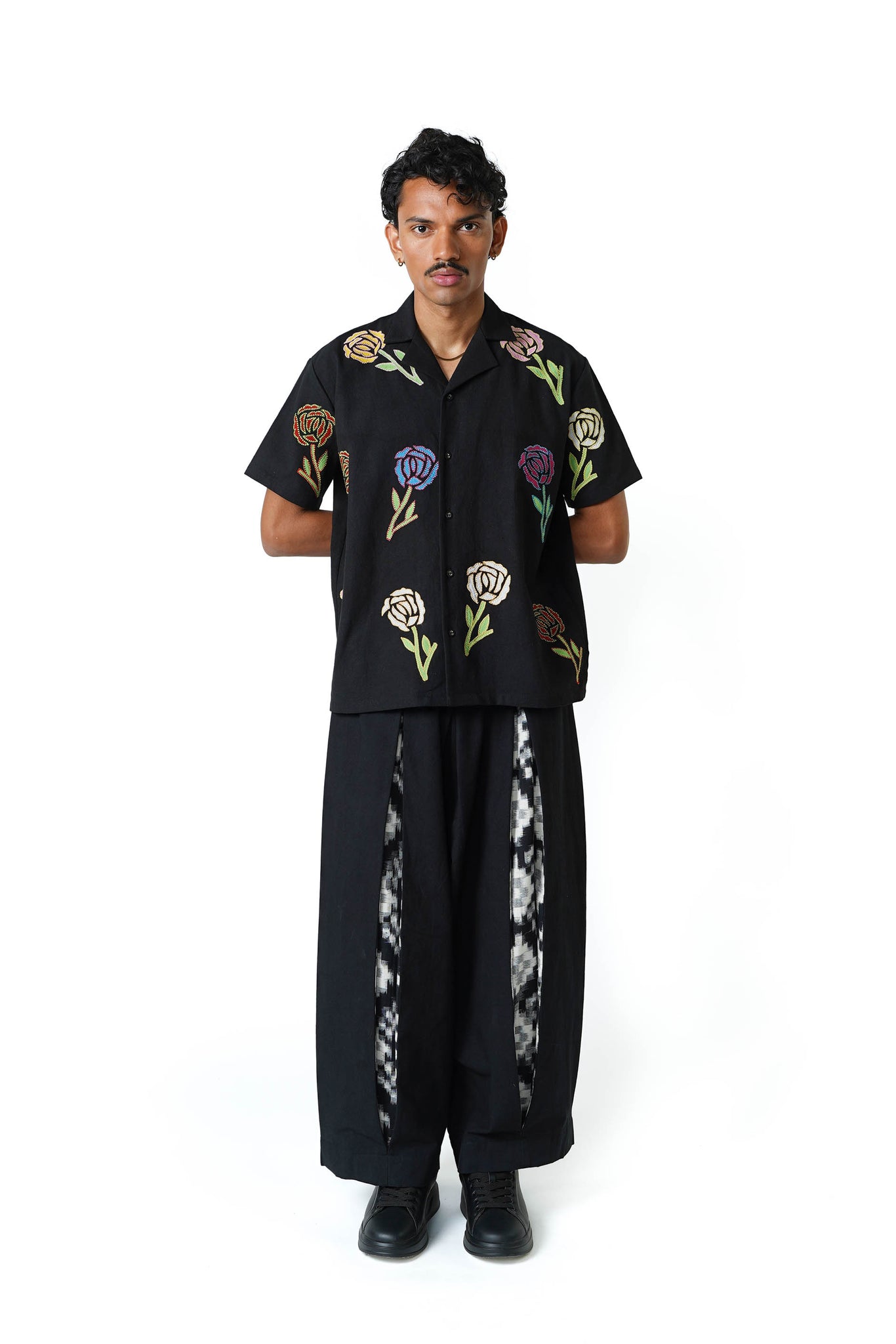 Pleated Tapered Pants [Ikat Black]
