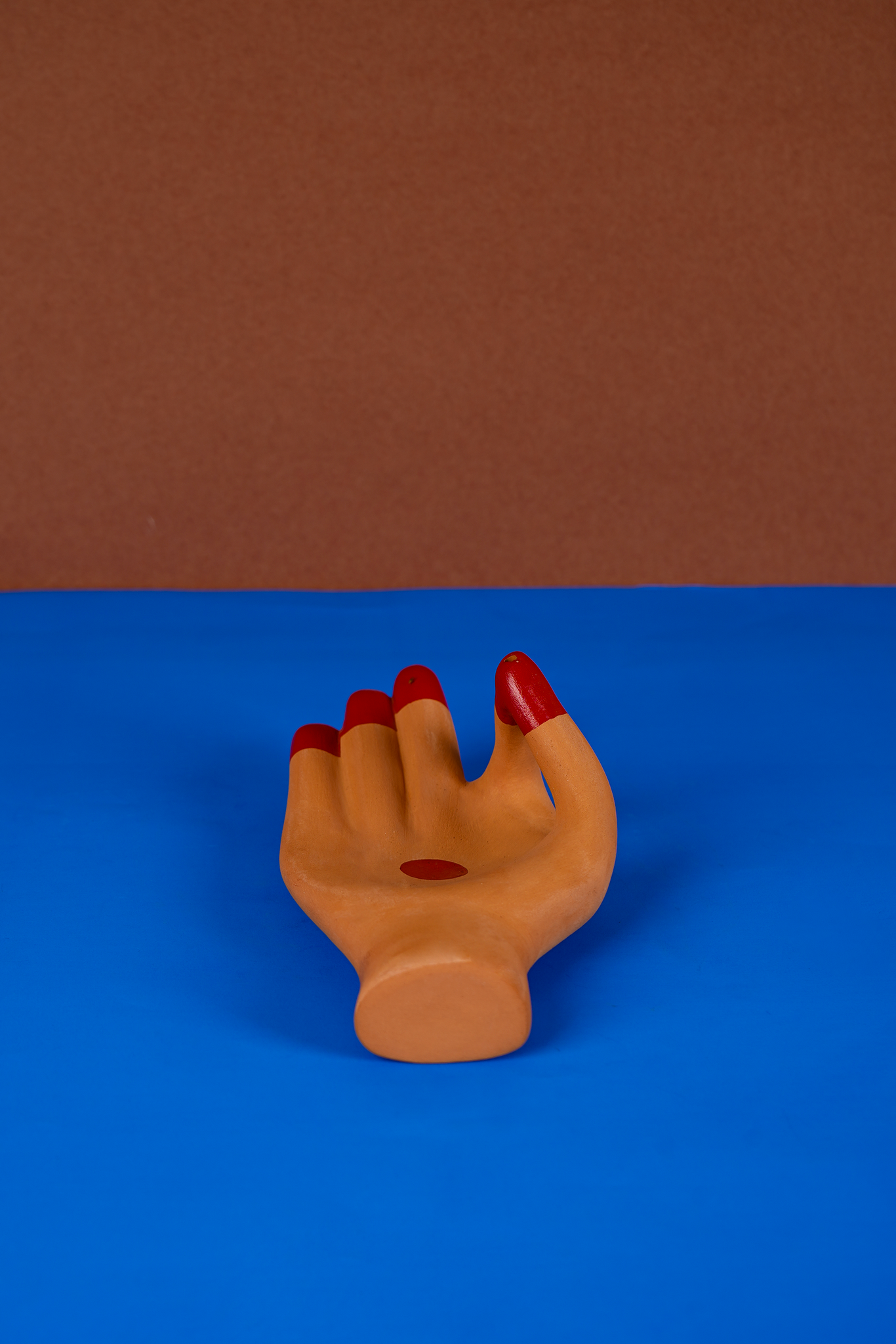 Alta Incense Holder with Claymen [Terracota & Red]